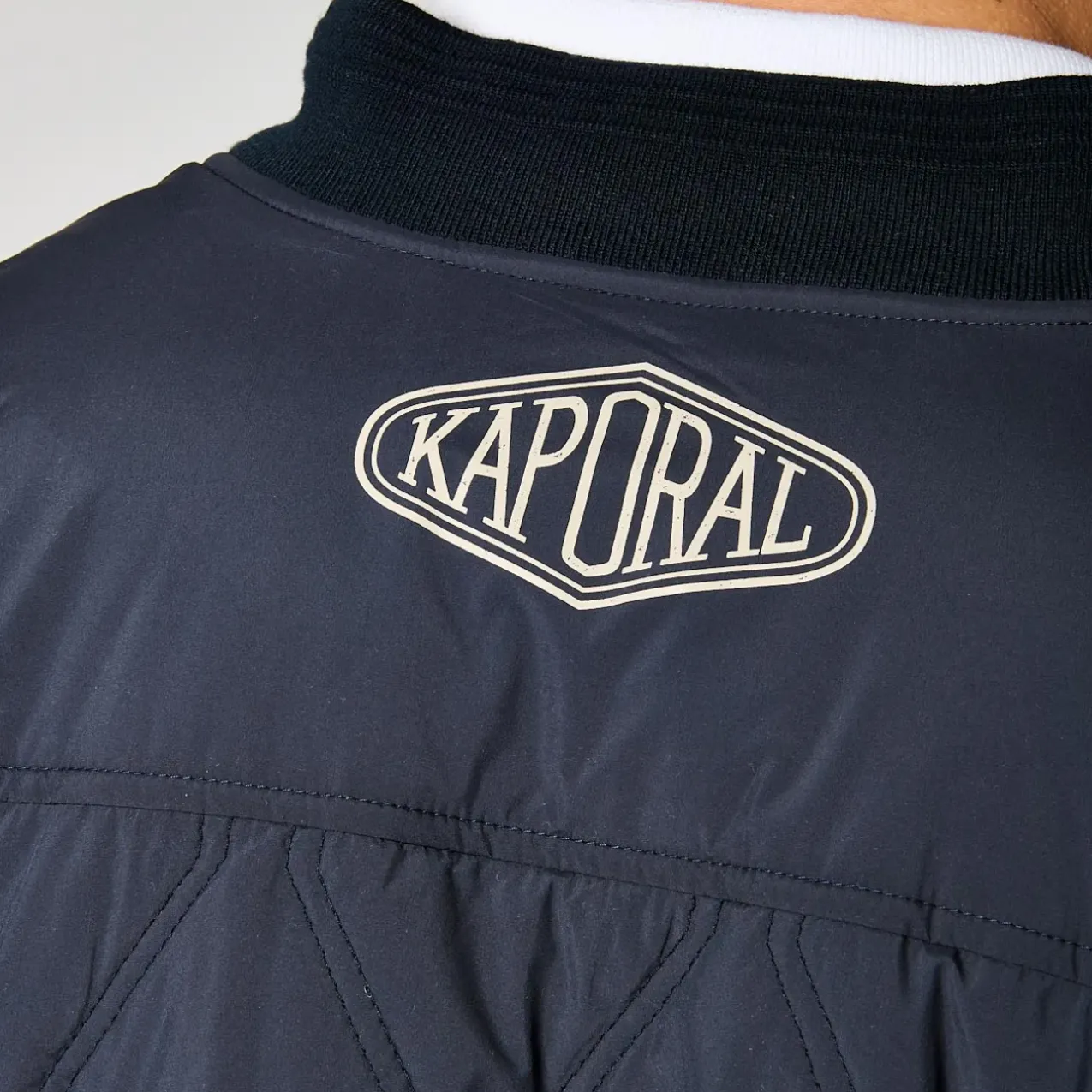 Kaporal Vestes<BAM