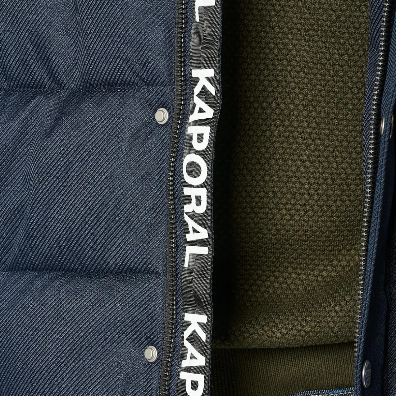 Kaporal Vestes<BATO