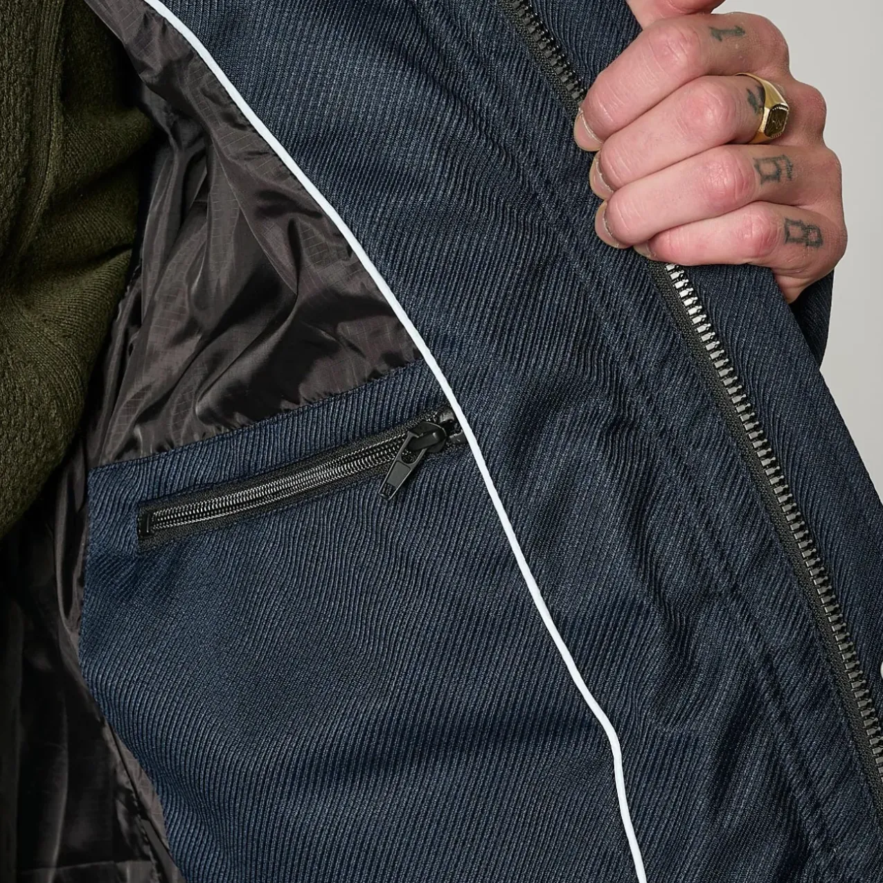 Kaporal Vestes<BATO