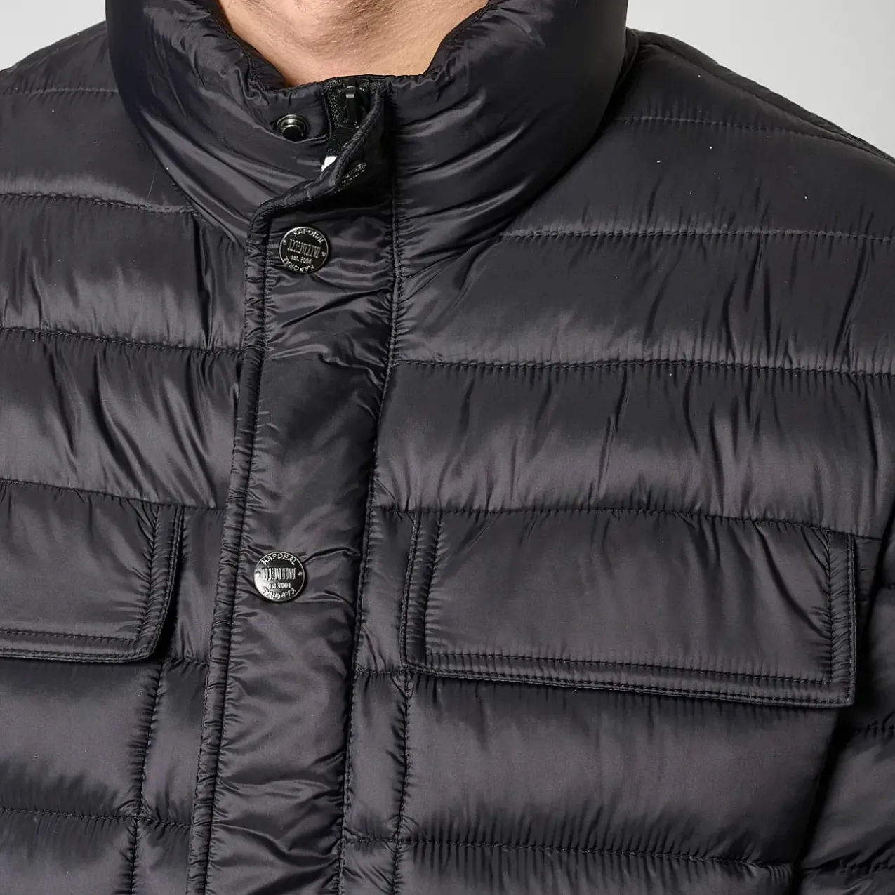 Kaporal Vestes<BORA