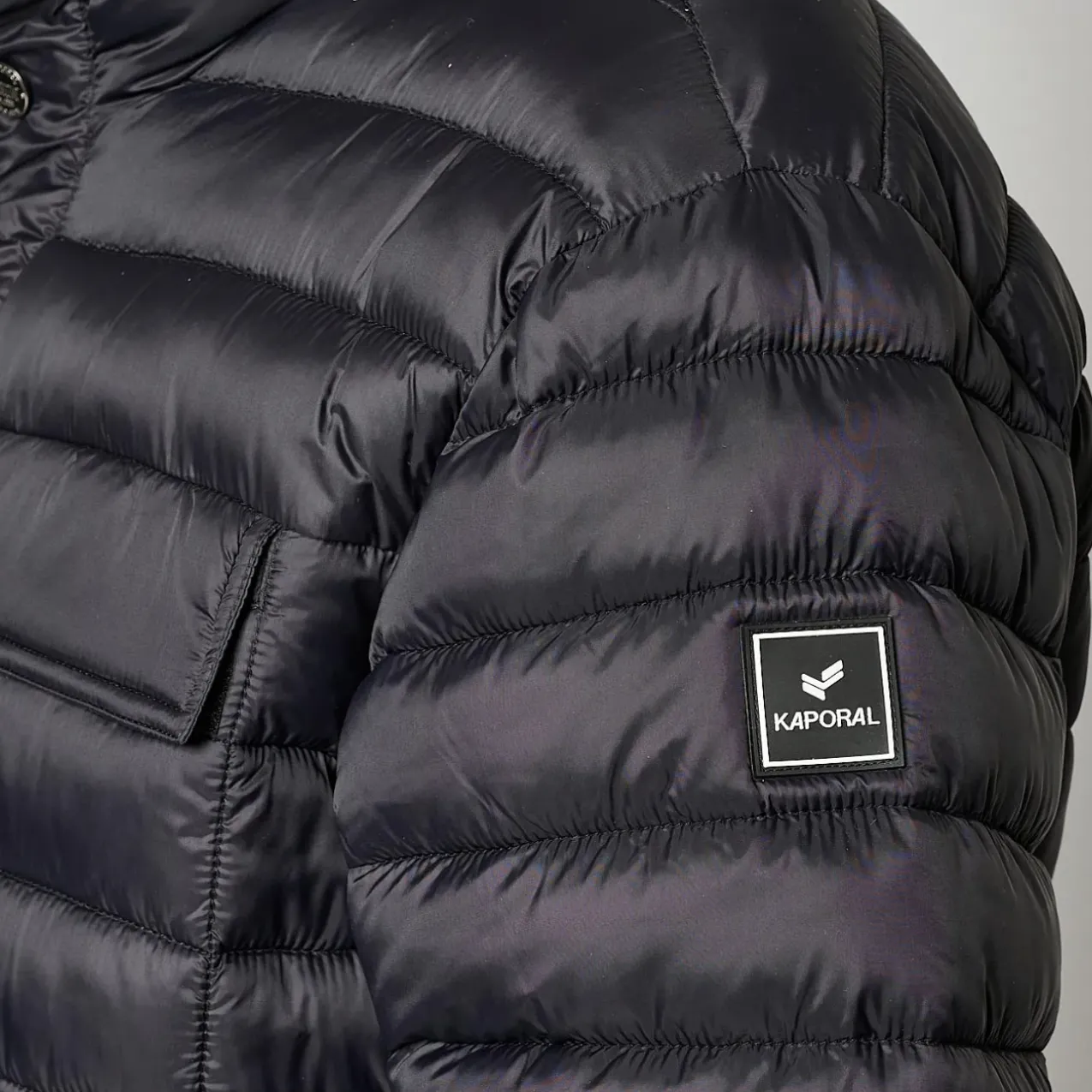 Kaporal Vestes<BORA